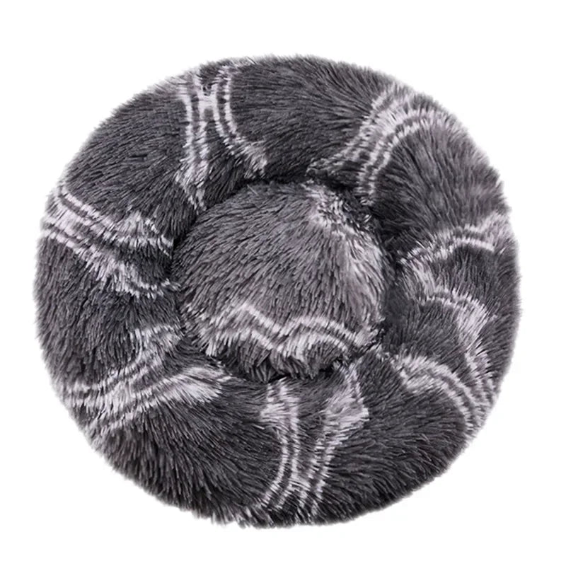 Round fluffy grey pet bed with white zigzag pattern, cozy and plush design
